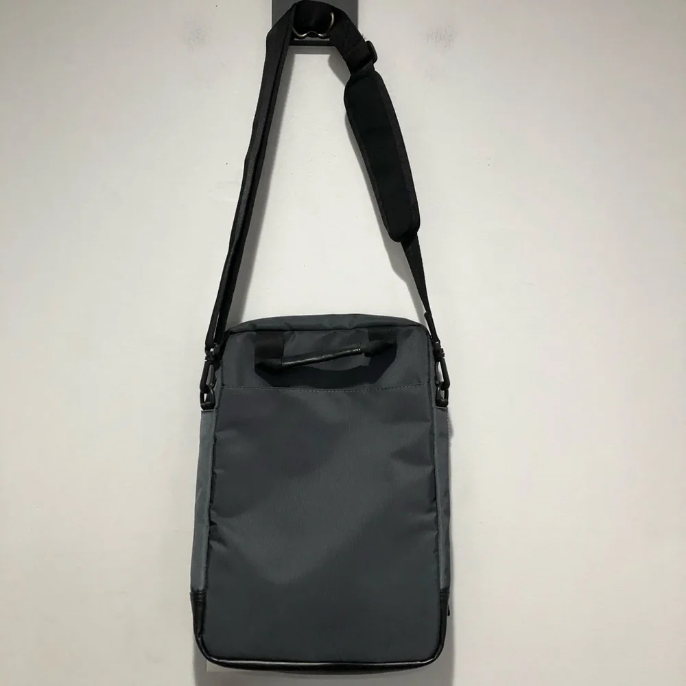 Targus messenger style